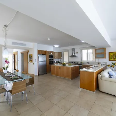 You And Your Family Will Love This 5 Star Beachfront Villa, Protaras Villa 1536