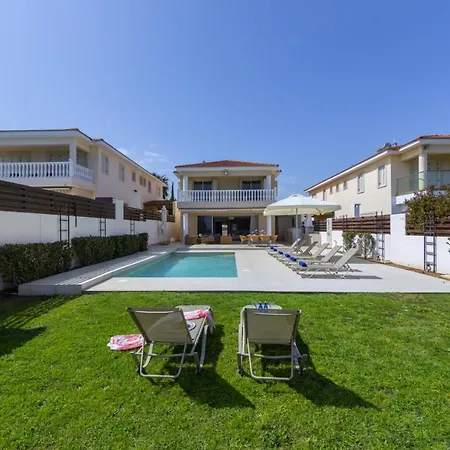 You And Your Family Will Love This 5 Star Beachfront Villa, Protaras Villa 1536 *